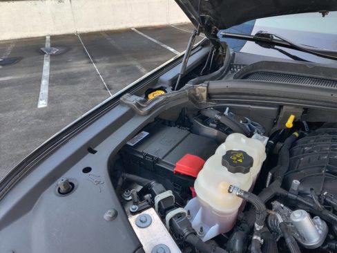 Used 2024 Jeep Grand Cherokee Altitude RWD image 43