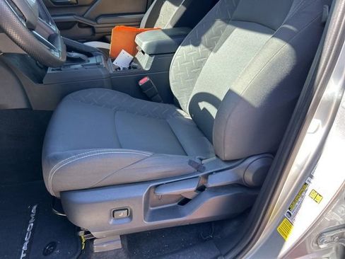 Used 2025 Toyota Tacoma SR image 10