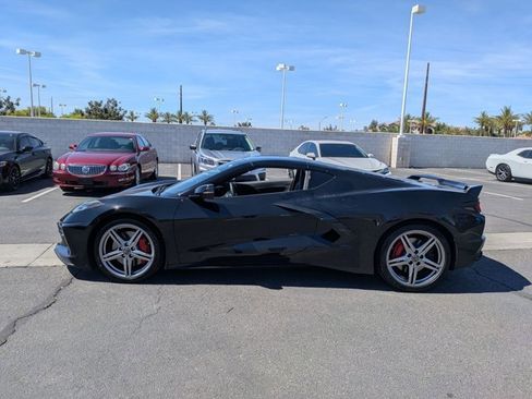 Used 2021 Chevrolet Corvette 1LT w/ Z51 Performance Package image 8