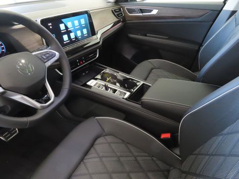New 2026 Volkswagen Atlas SEL Premium R-Line AWD/4WD image 23