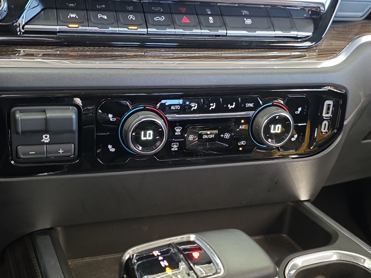 Used 2024 Chevrolet Silverado 1500 RST w/ RST All Star Premium Package AWD/4WD image 19