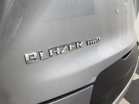 Used 2024 Chevrolet Blazer LT image 83