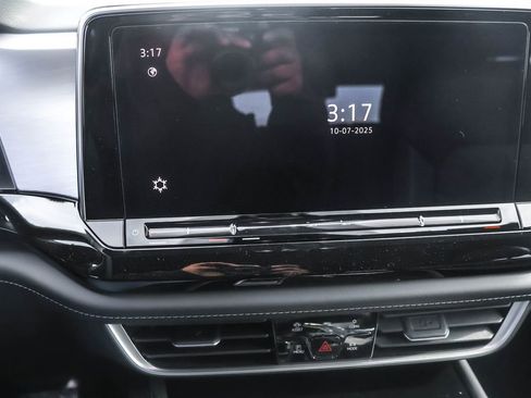 New 2026 Volkswagen Atlas Cross Sport SE image 28