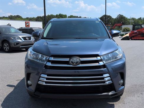Used 2017 Toyota Highlander Limited FWD image 8