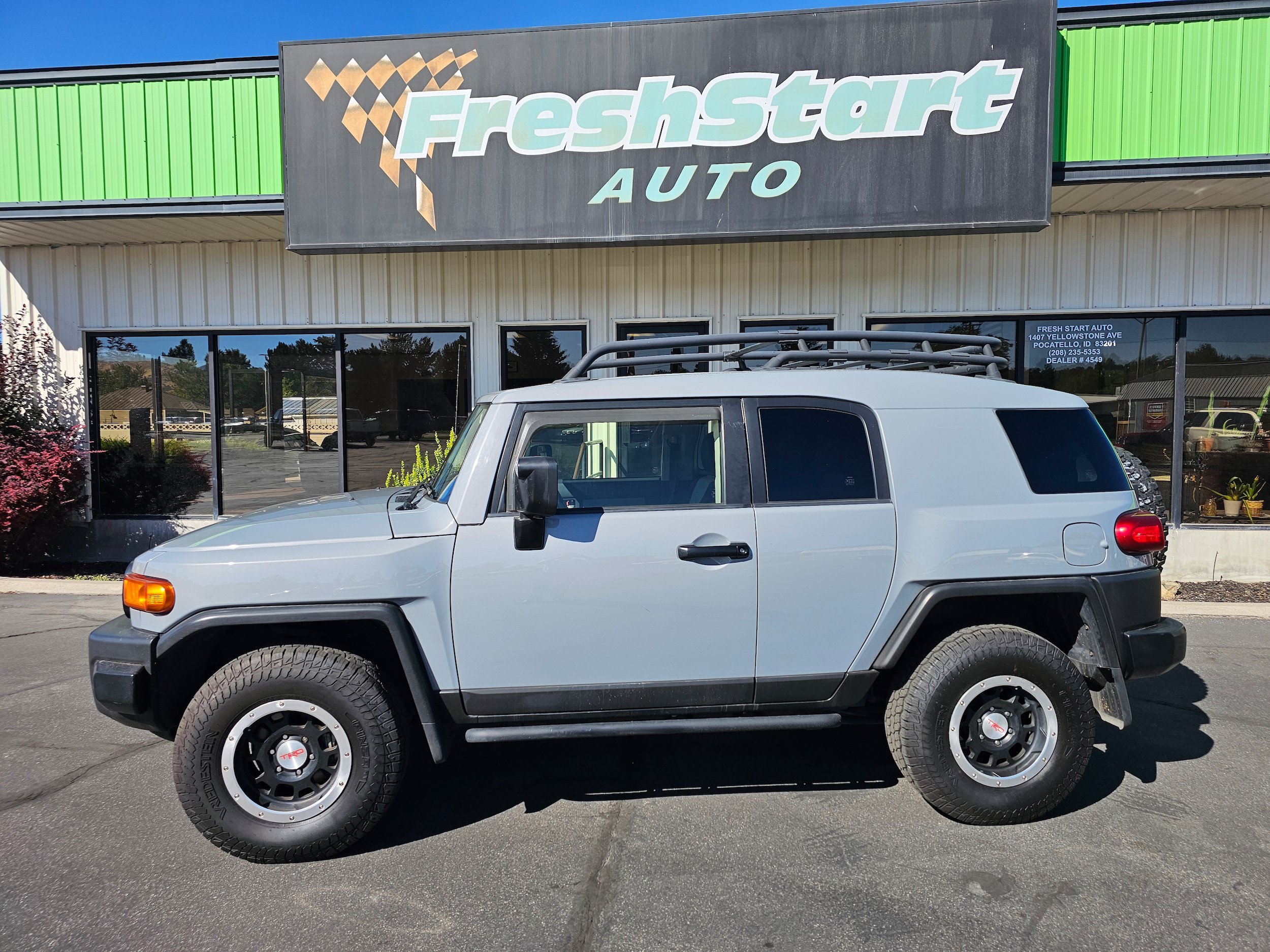 Used 2013 Toyota FJ Cruiser 4WD w/ Trail Teams Special Edition image 1