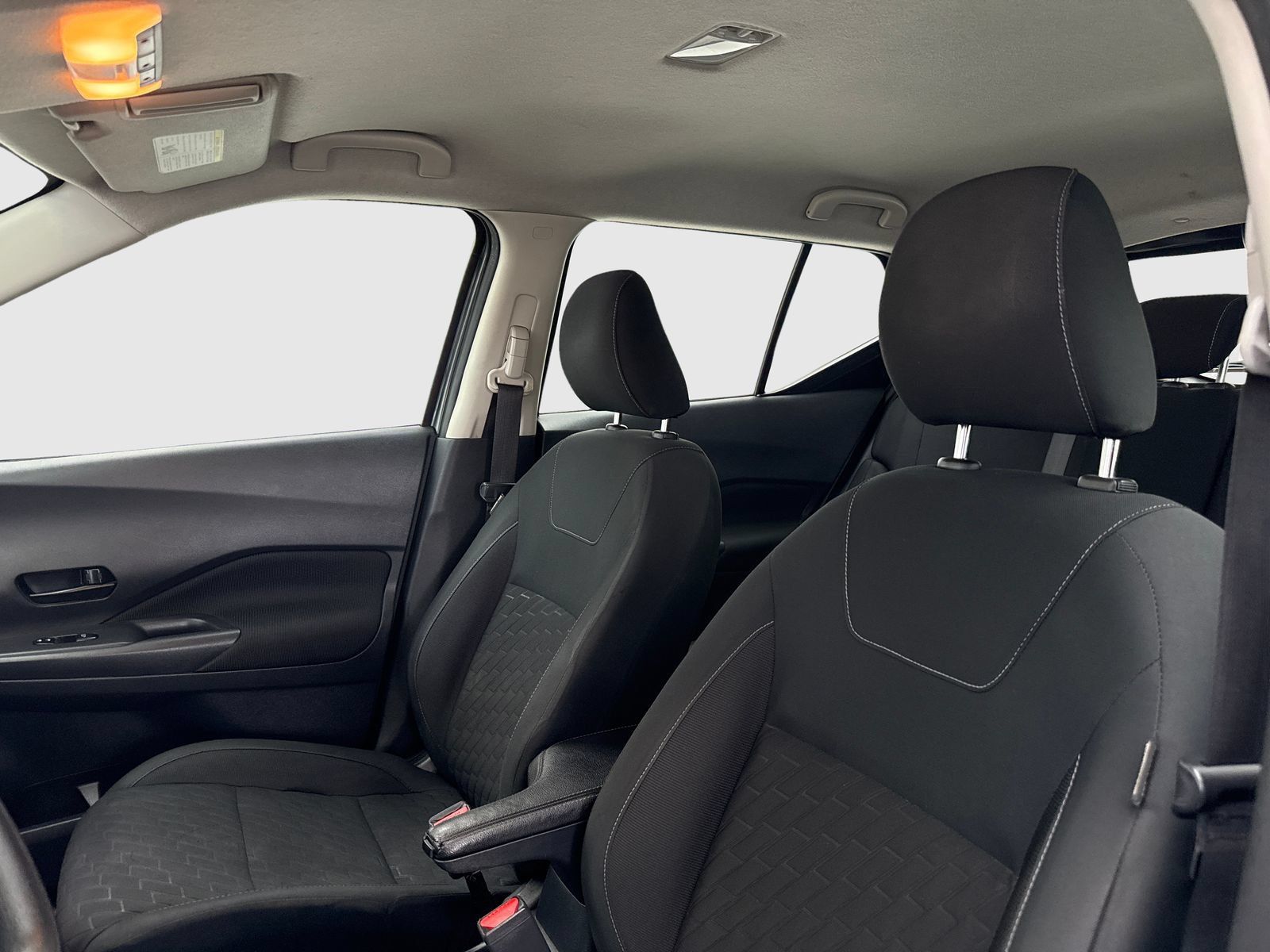 Used 2022 Nissan Kicks S FWD image 15