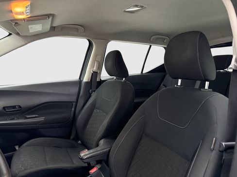 Used 2022 Nissan Kicks S FWD image 15