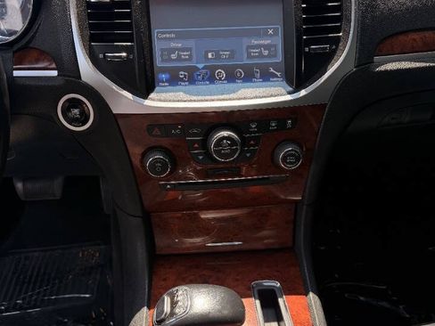 Used 2014 Chrysler 300 Touring w/ Quick Order Package 22F RWD image 12