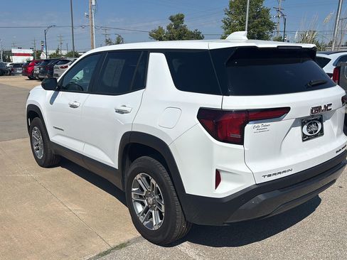 Used 2026 GMC Terrain Elevation FWD image 4