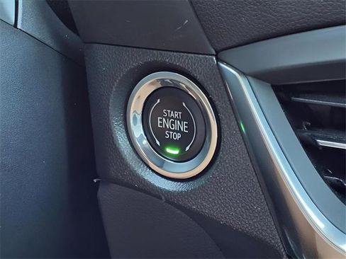 Used 2024 Buick Encore GX Sport Touring image 16