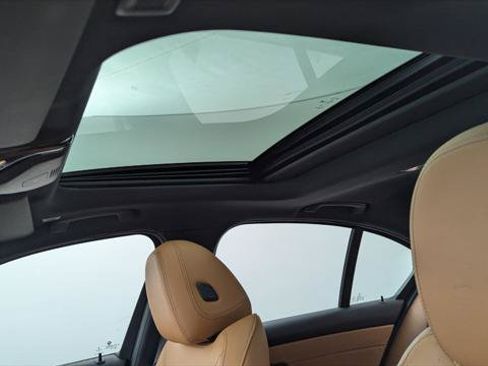 Used 2020 BMW 330i Sedan RWD image 29