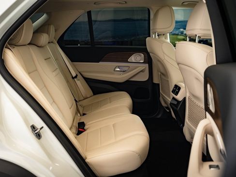 New 2026 Mercedes-Benz GLE 350 4MATIC image 34