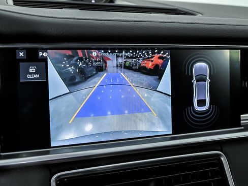 Used 2018 Porsche Panamera 4S image 37