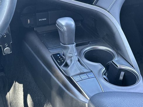 Used 2023 Toyota Camry SE FWD image 23