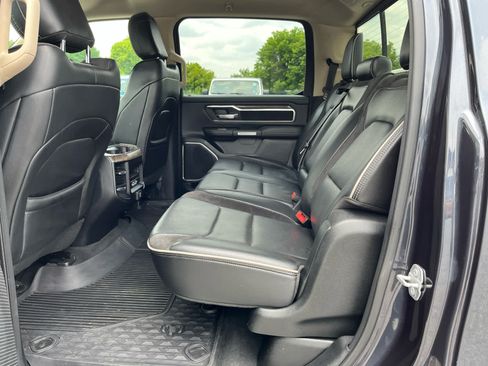 Used 2019 RAM 1500 Laramie AWD/4WD image 22