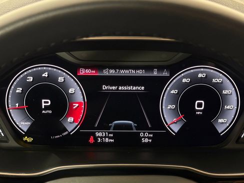 Certified 2024 Audi Q3 2.0T Premium Plus w/ Premium Plus Package AWD/4WD image 20