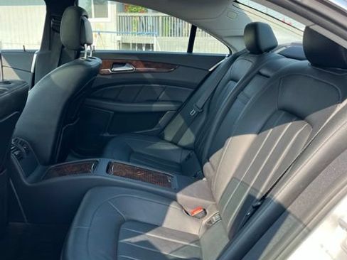 Used 2016 Mercedes-Benz CLS 400 4MATIC image 7