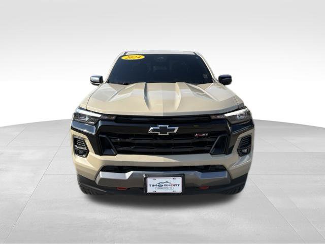 Used 2024 Chevrolet Colorado Z71 w/ LPO, Dark Essentials Package AWD/4WD image 7