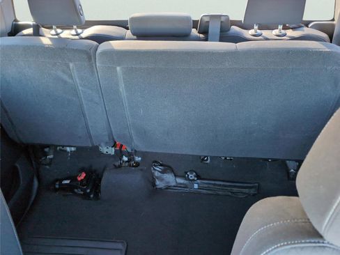 Used 2023 Chevrolet Silverado 1500 Custom Trail Boss w/ LPO, Dark Essentials Package image 26