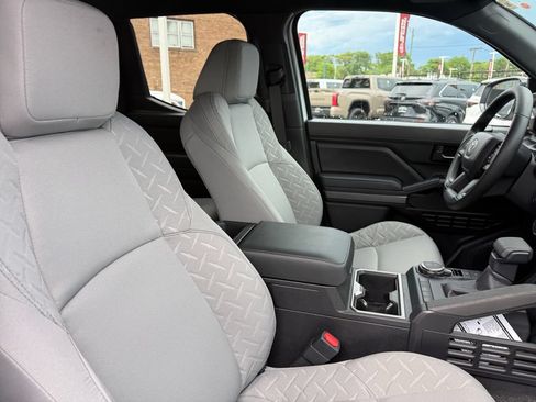 New 2026 Toyota Tacoma SR5 AWD/4WD image 18