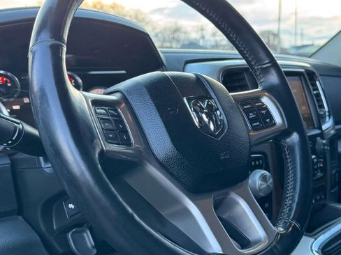 Used 2015 RAM 1500 Laramie w/ Convenience Group image 19