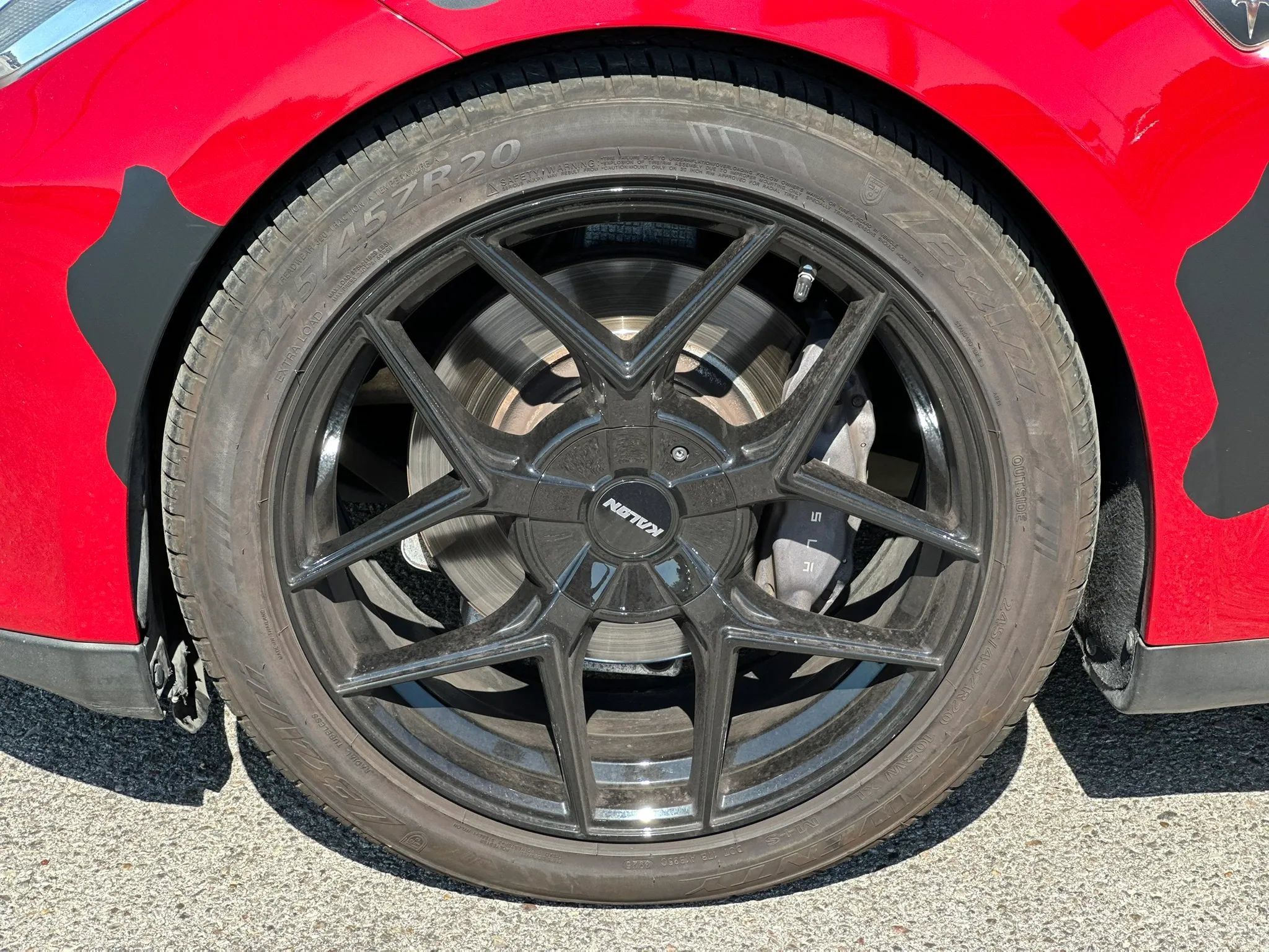 Used 2014 Tesla Model S 85 RWD image 25