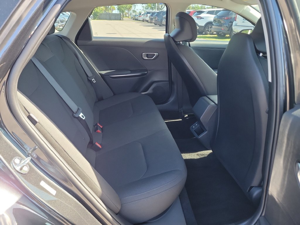 New 2026 Kia K4 FWD image 12