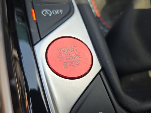 Used 2023 BMW M2 RWD image 25