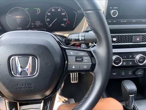 Used 2025 Honda Civic Sport image 25