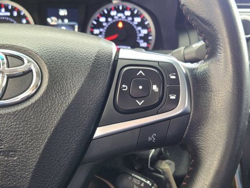 Used 2016 Toyota Camry SE image 23