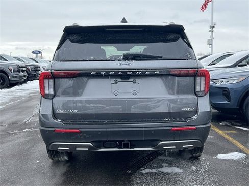 New 2026 Ford Explorer Active w/ Active Comfort Package image 6