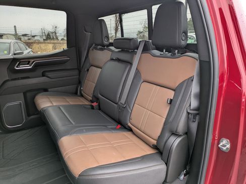 Used 2023 Chevrolet Silverado 1500 High Country w/ High Country Premium Package image 27