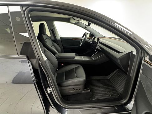 Used 2026 Tesla Model Y Long Range image 14