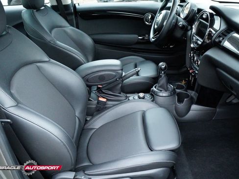 Used 2017 MINI Cooper S w/ Cold Weather Package image 27