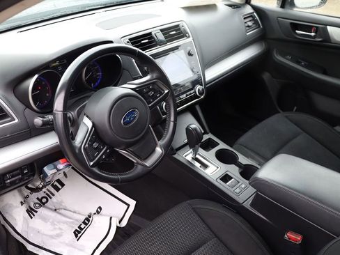 Used 2018 Subaru Outback 2.5i Premium AWD/4WD image 12