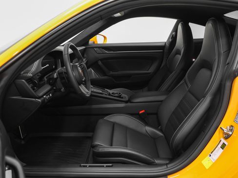 Certified 2025 Porsche 911 Carrera GTS image 68