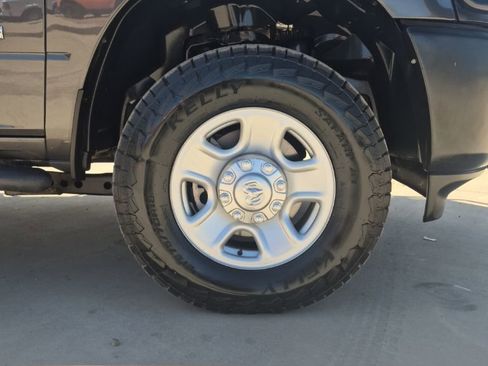 Used 2022 RAM 3500 Tradesman AWD/4WD image 11