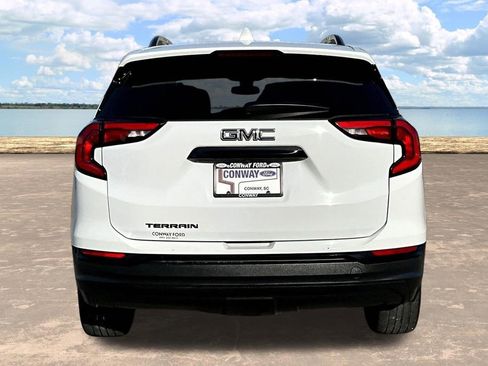 Used 2020 GMC Terrain SLE w/ Driver Convenience Package image 7