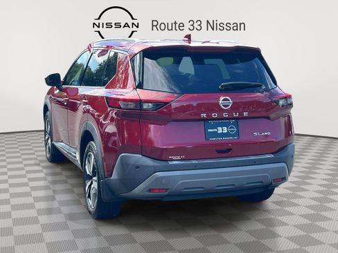 Used 2021 Nissan Rogue SL AWD/4WD image 3
