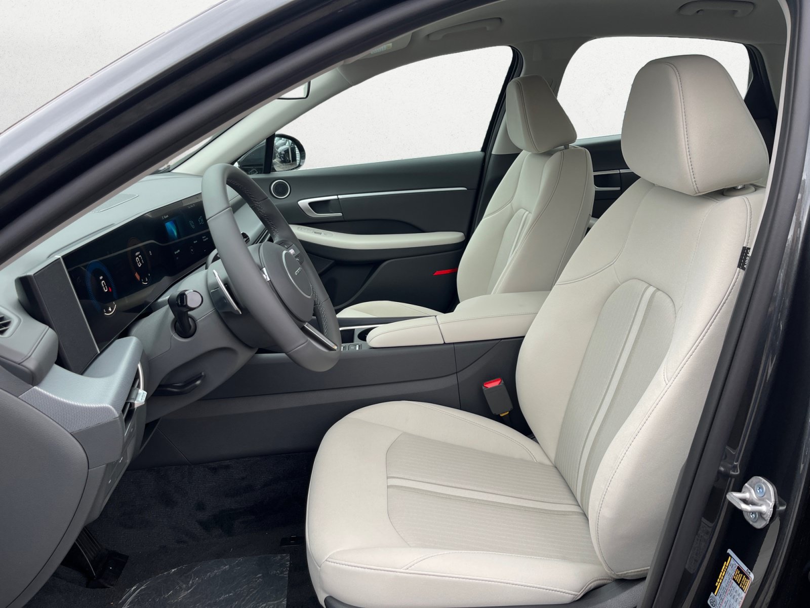 New 2026 Hyundai Sonata SEL FWD image 9