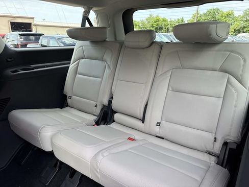 New 2026 Lincoln Navigator L Reserve AWD/4WD image 18