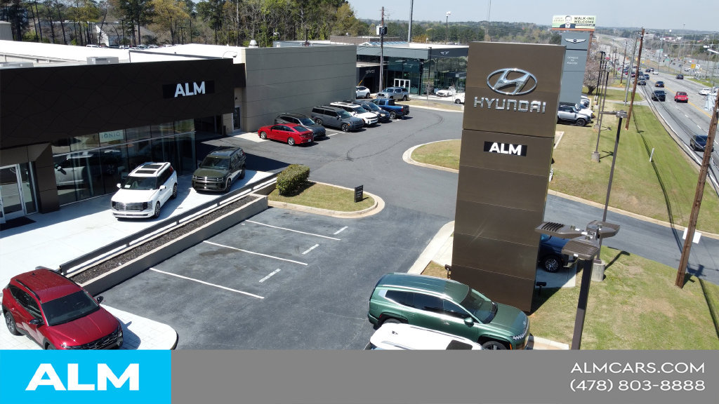 Used 2026 Hyundai Elantra Sport FWD image 38
