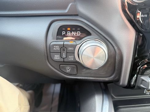 New 2026 RAM 1500 Laramie w/ Night Edition image 28