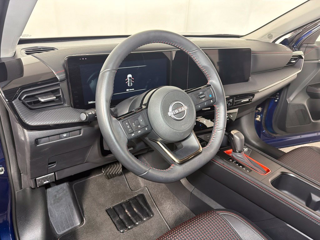 Used 2026 Nissan Kicks SR w/ Cold Weather Package AWD/4WD image 8
