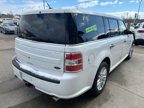 Used 2016 Ford Flex SEL image 5