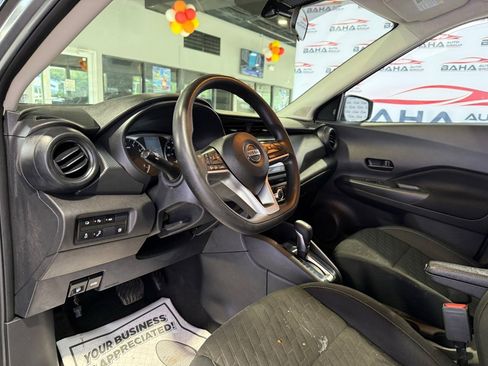 Used 2021 Nissan Kicks S FWD image 37
