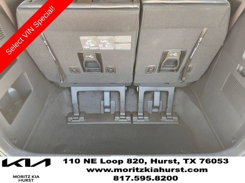 New 2026 Kia Carnival EX FWD image 22