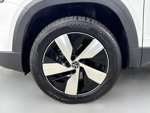 Certified 2025 Volkswagen Taos S AWD/4WD image 28