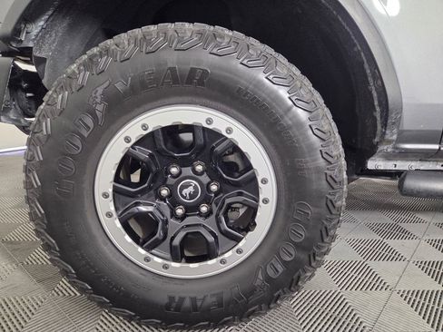 Used 2021 Ford Bronco Badlands AWD/4WD image 7