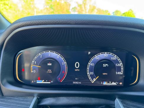 Used 2024 Jeep Wagoneer Series II w/ Flexible Seating Group image 23